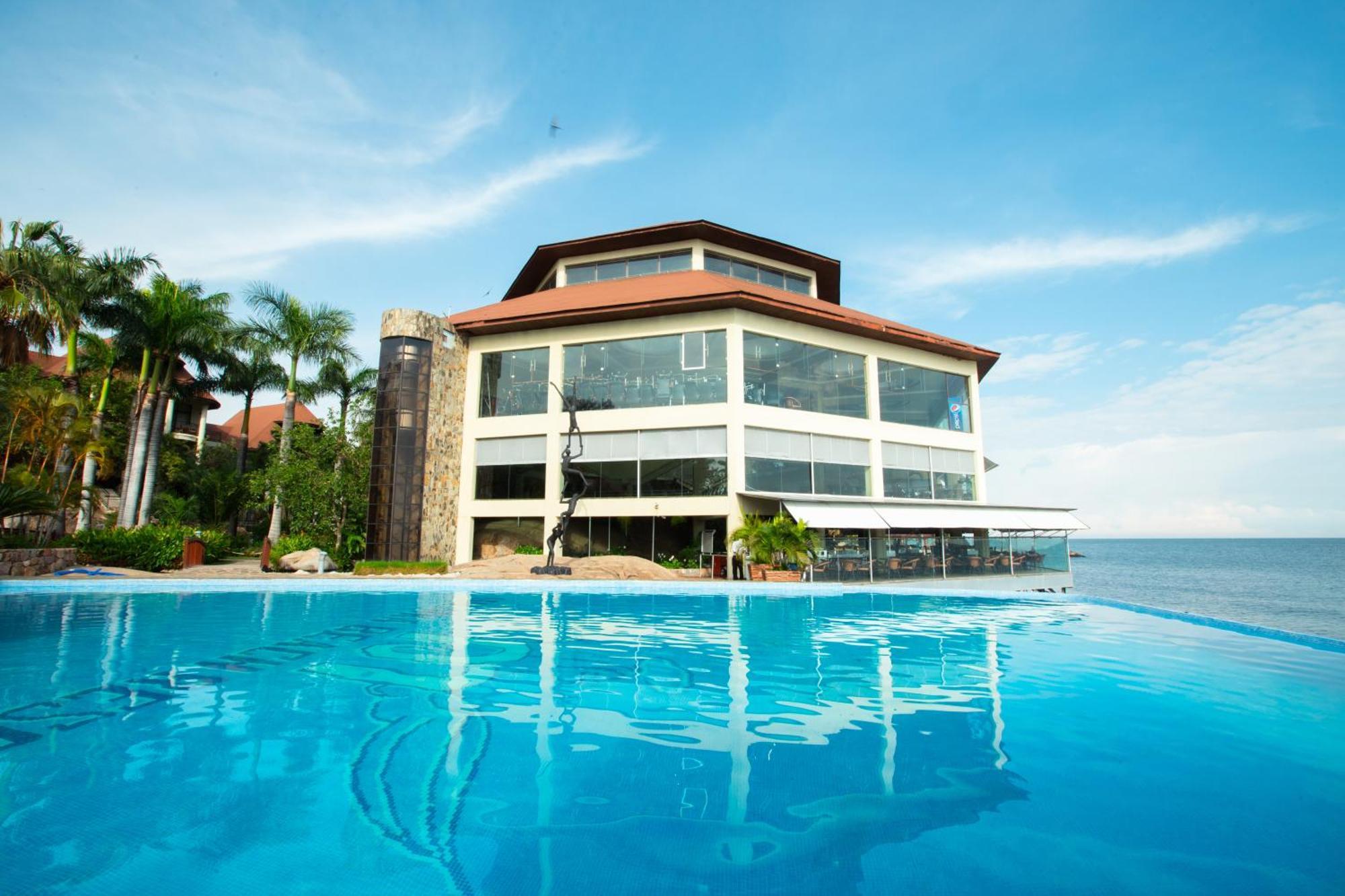 Malaika Beach Resort Mwanza Bagian luar foto