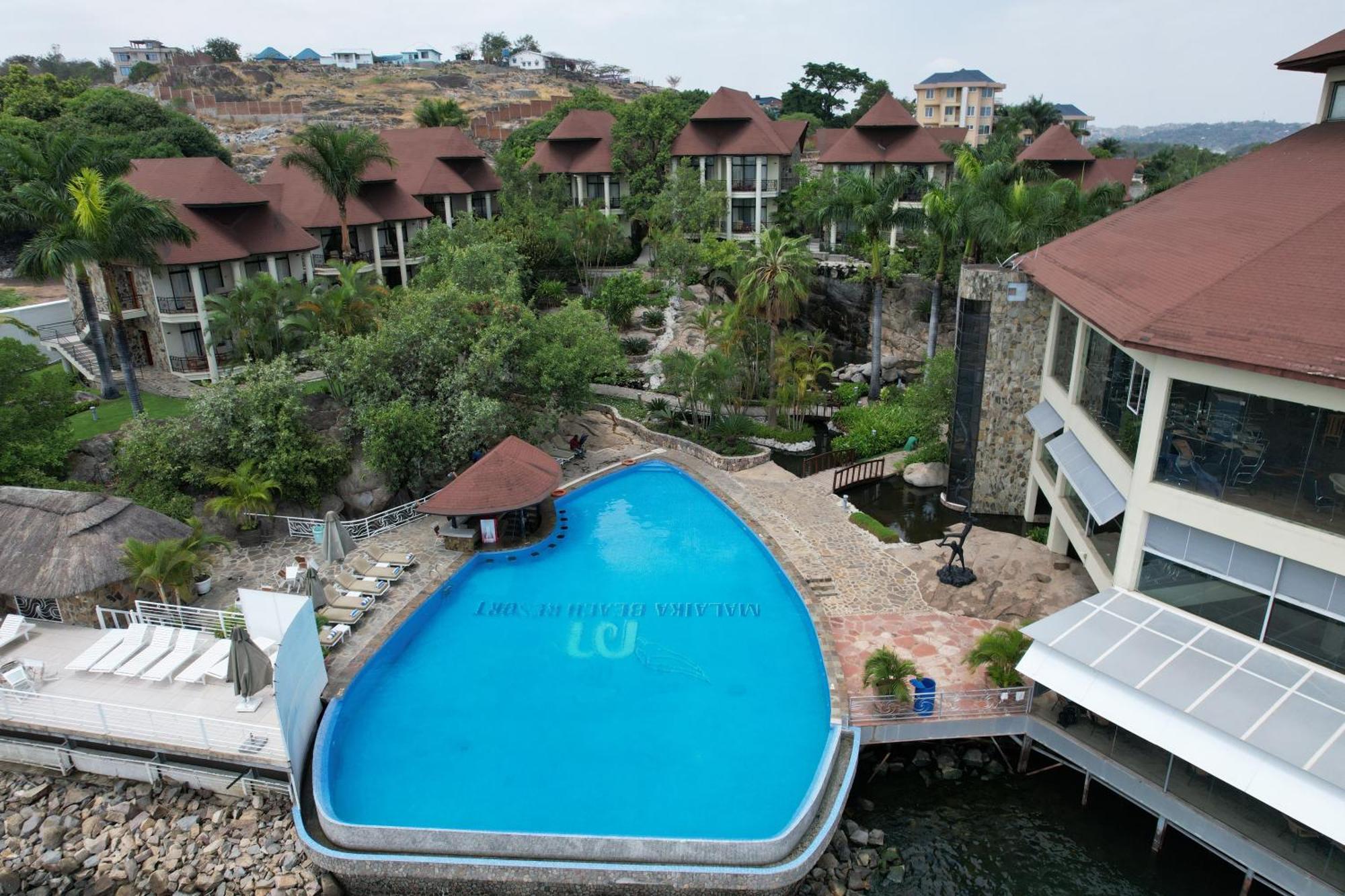 Malaika Beach Resort Mwanza Bagian luar foto