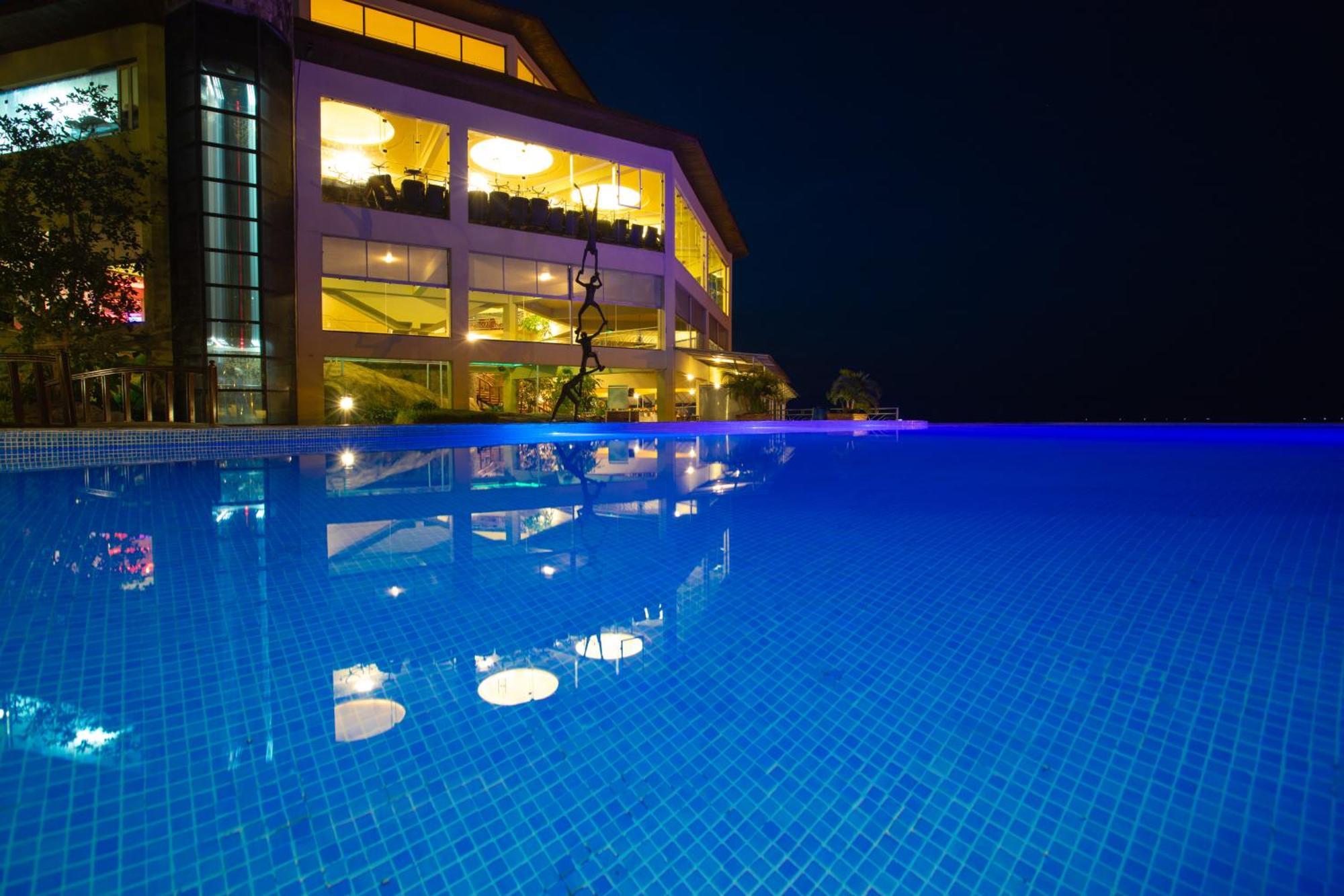 Malaika Beach Resort Mwanza Bagian luar foto