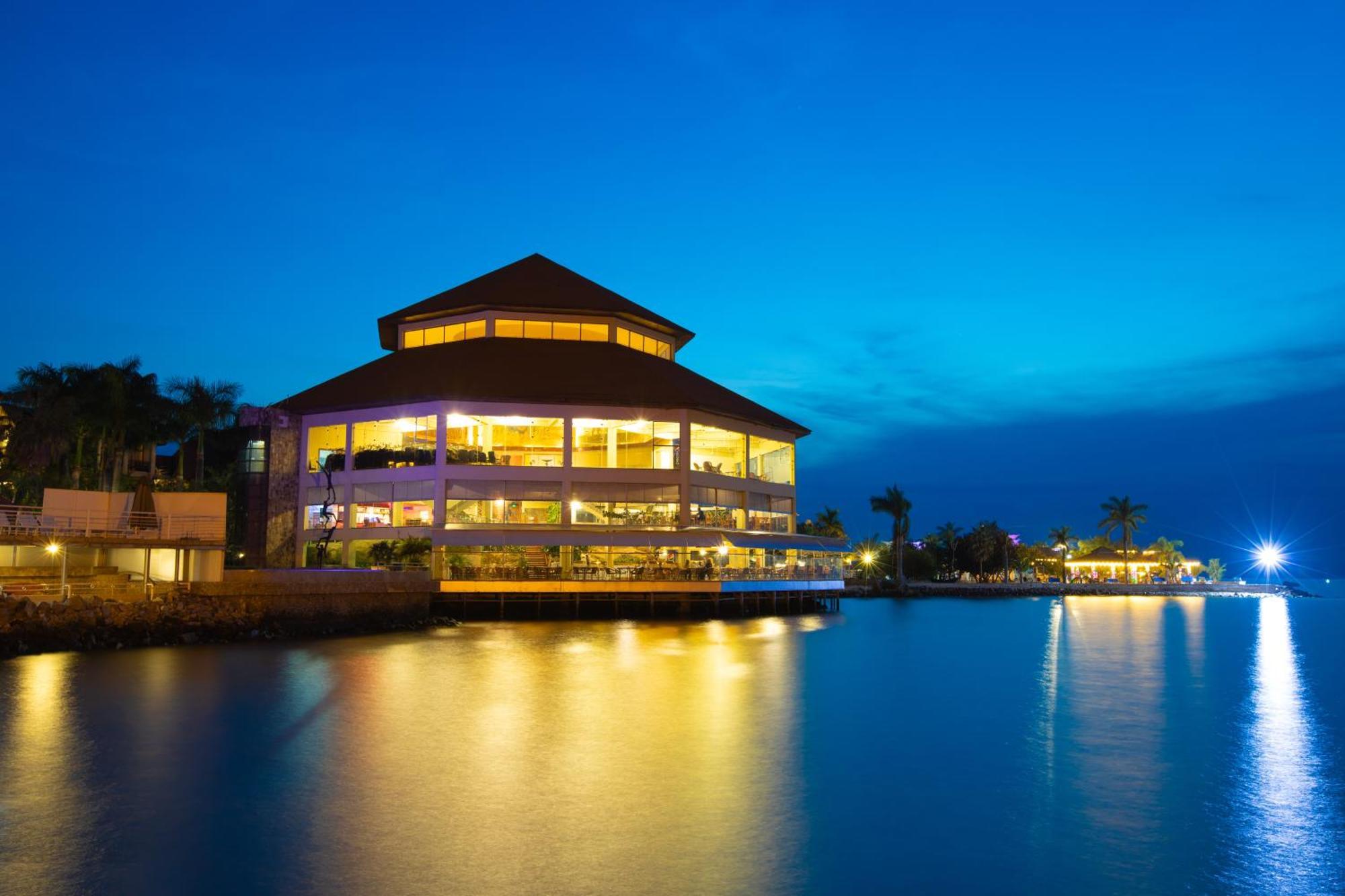 Malaika Beach Resort Mwanza Bagian luar foto