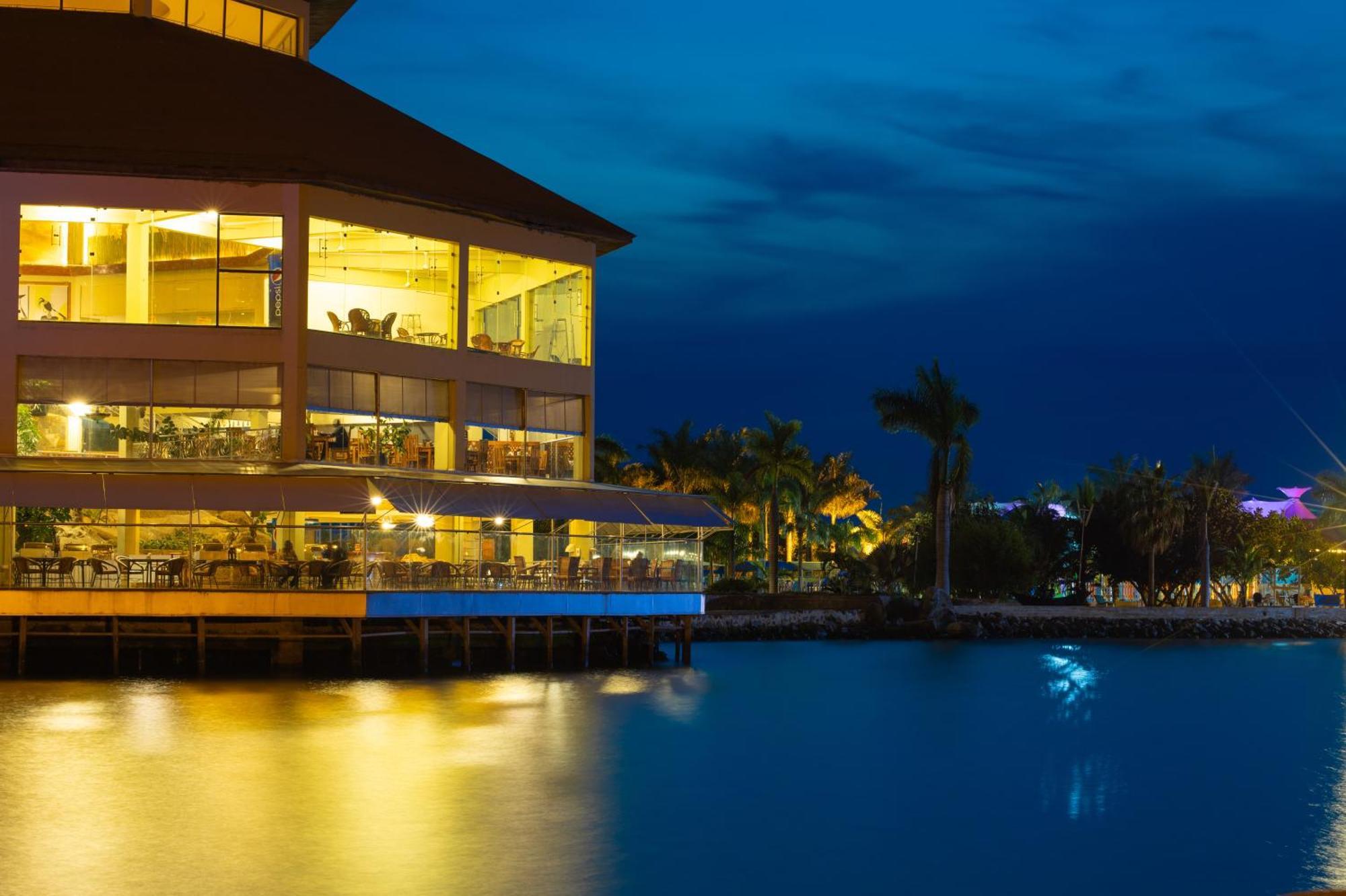 Malaika Beach Resort Mwanza Bagian luar foto