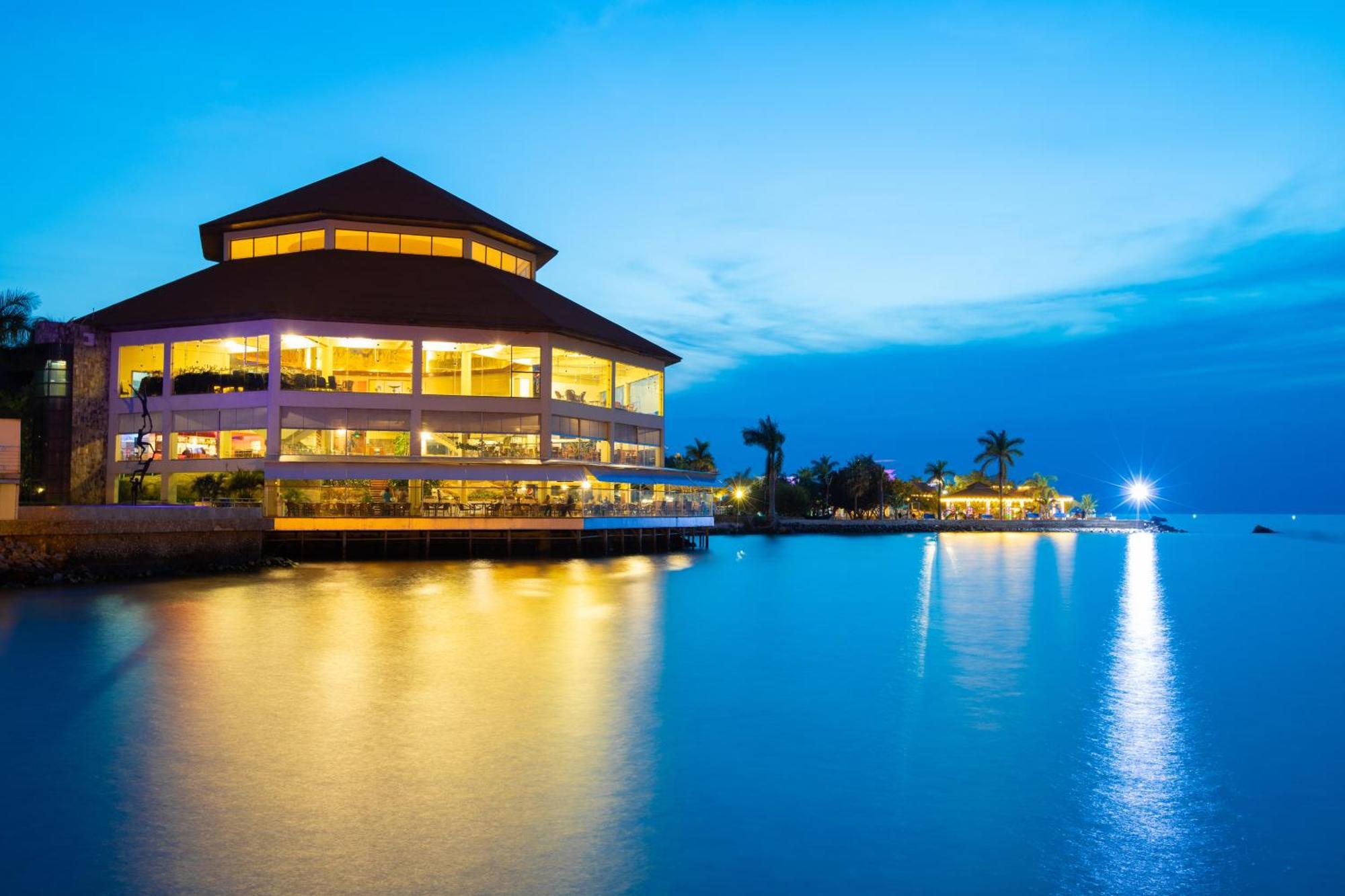 Malaika Beach Resort Mwanza Bagian luar foto