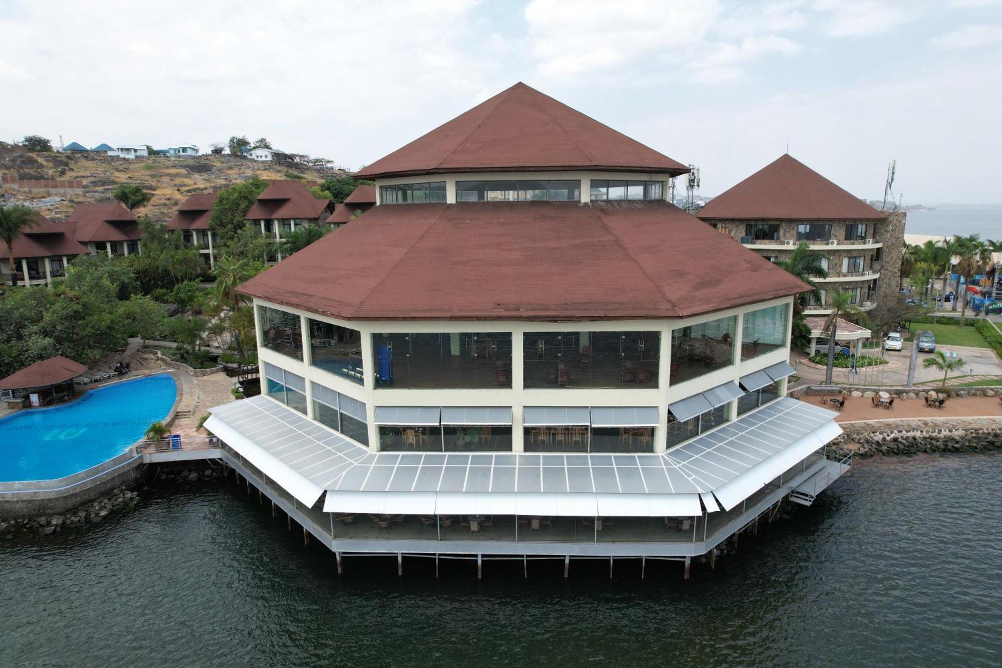 Malaika Beach Resort Mwanza Bagian luar foto