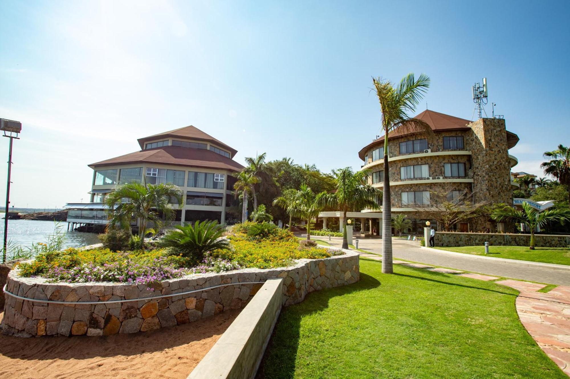 Malaika Beach Resort Mwanza Bagian luar foto