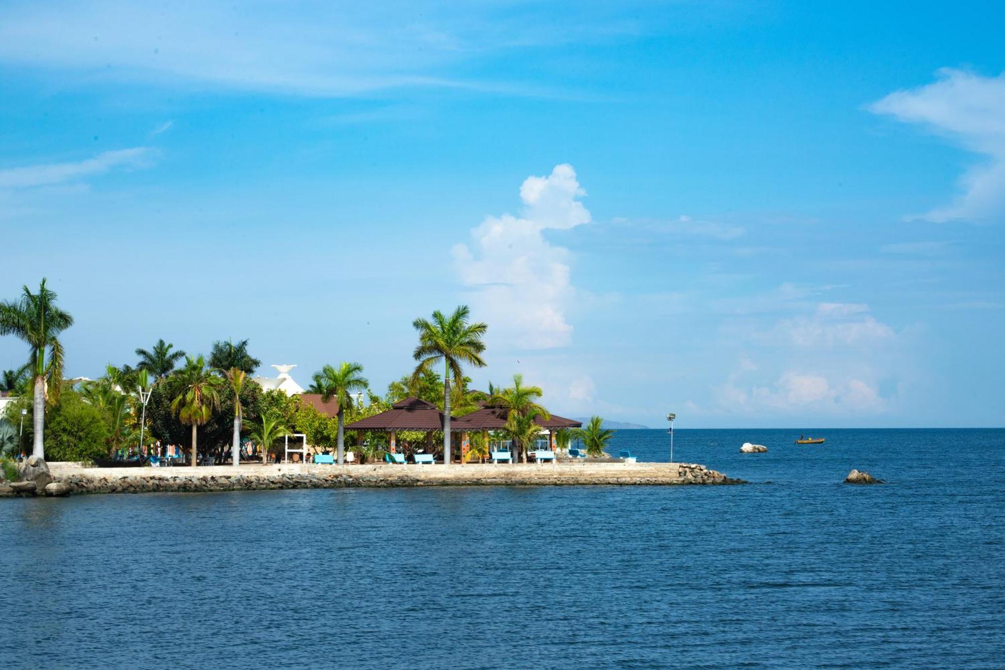 Malaika Beach Resort Mwanza Bagian luar foto