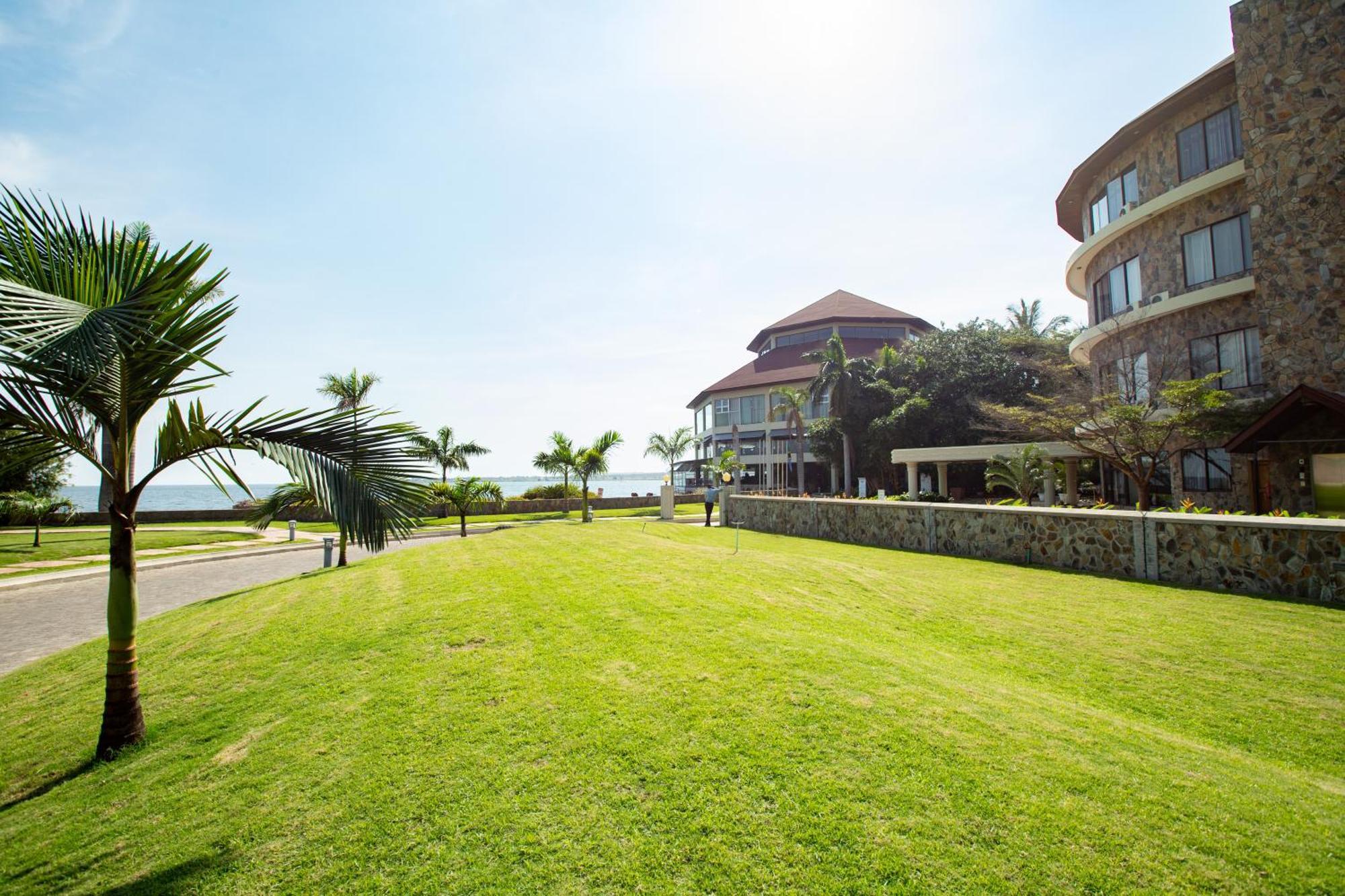 Malaika Beach Resort Mwanza Bagian luar foto